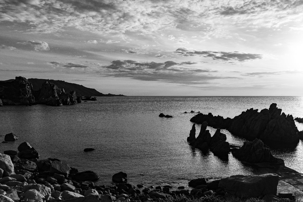 Forme emergenti — Costa Paradiso, Sardegna, Italia