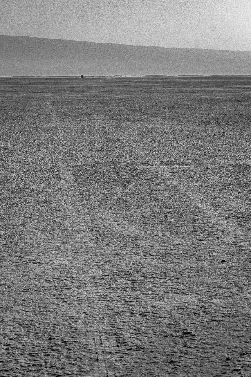Un punto en el horizonte — Sahara